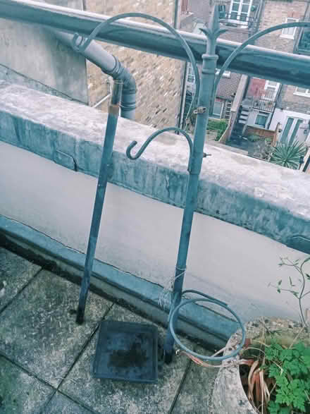 Photo of free Bird feeder/hanging plant stand (NW6 Kilburn) #2