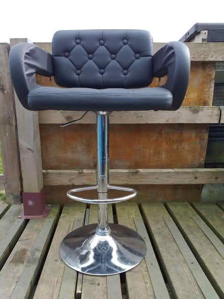 Photo of free Captains chair (Retford area. DN22) #1