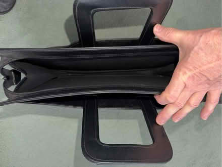 Photo of free Schreidegger leather bag (Welling DA16) #3