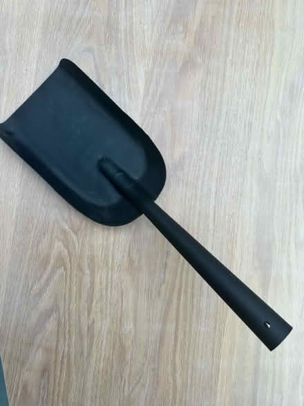 Photo of free Fire shovel (Queen’s Park) #1