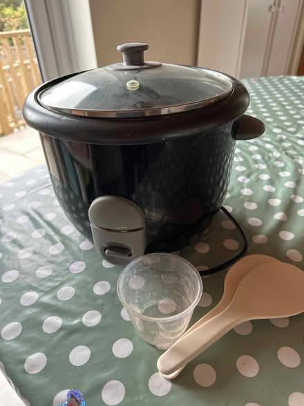 Photo of free Rice cooker with measuring scoop and rice paddles (Oldfield Park BA2) #1