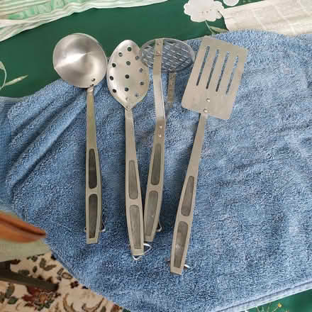 Photo of free Utensil set (SY13 Whitchurch) #1