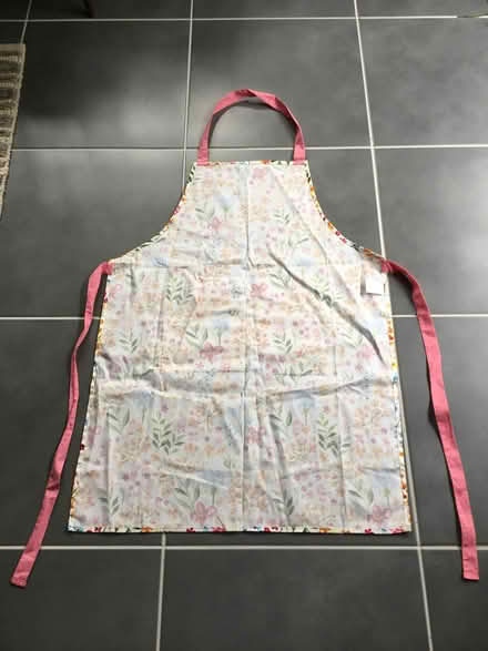 Photo of free Kitchen Apron (Springvale SO23) #2