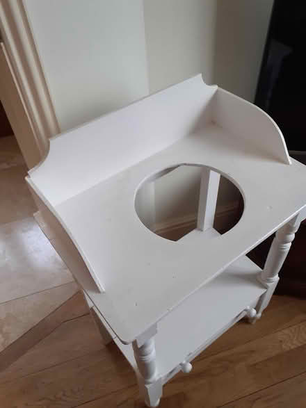 Photo of free Vintage Wash Stand (Birchanger CM23) #3