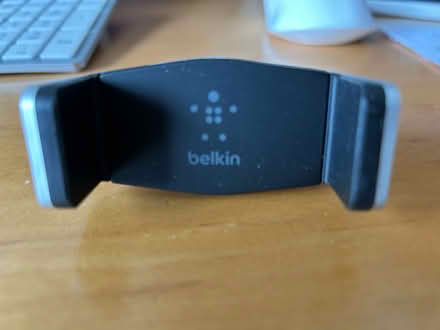 Photo of free Belkin Universal Car Vent Phone Mount (Barkham RG41) #1