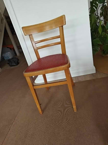 Photo of free Retro kitchen chair (Woking GU22) #1