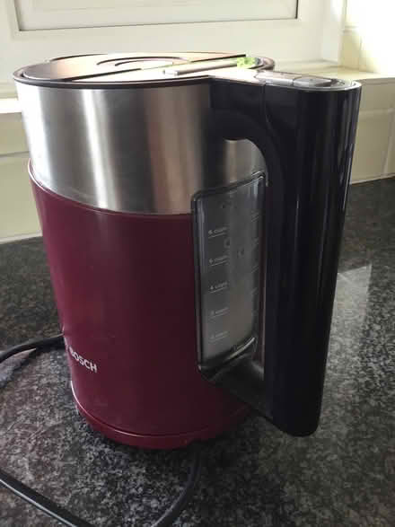 Photo of free Bosch Kettle (Springvale SO23) #3