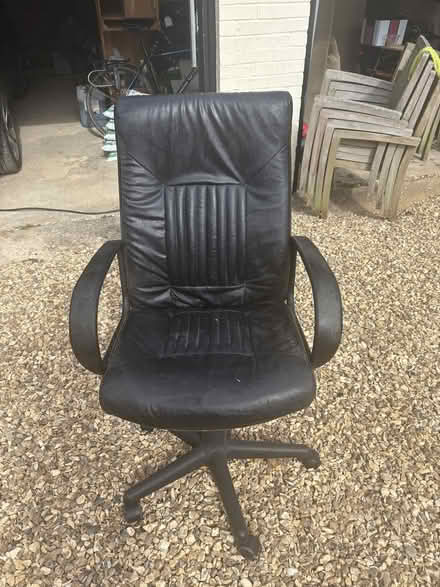 Photo of free Office chair (Dean Court OX2) #1