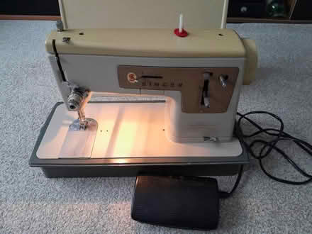 Photo of free Singer sewing machine (Stevenage SG1) #1