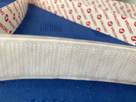 Photo of free 110cm strip Velcro white self-adhesive hook side (Bilton CV22) #2