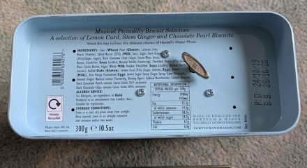 Photo of free Fortnum & Mason Musical biscuit tin (Caldy Valley CH3) #2