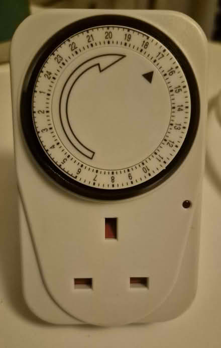 Photo of free 24 timer adaptor (E17) #1