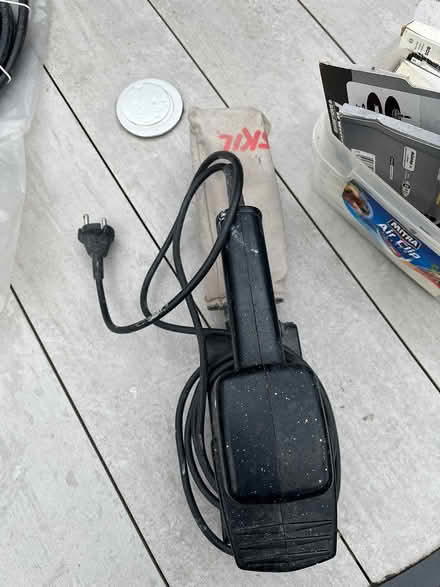 Photo of free Electric sander (GU46 Yateley) #2