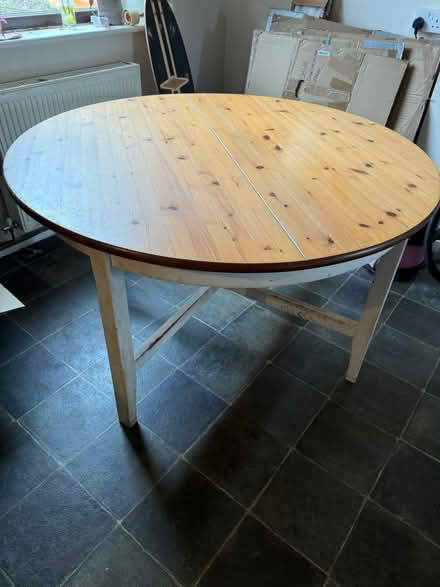 Photo of free Round extendable dining table (NP7) #1
