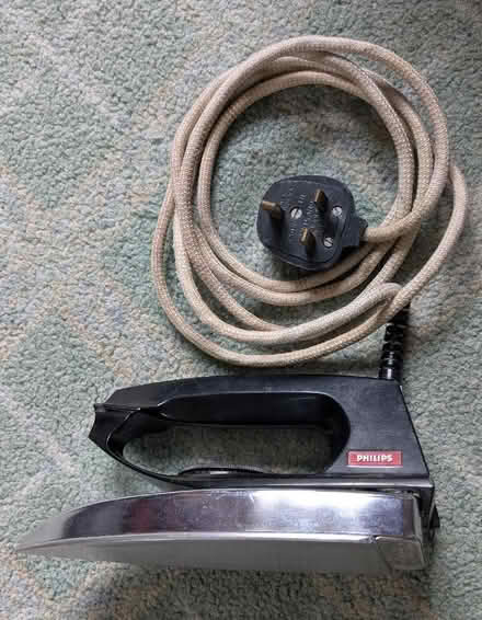 Photo of free Philips Iron - not steam (Caldy Valley CH3) #2