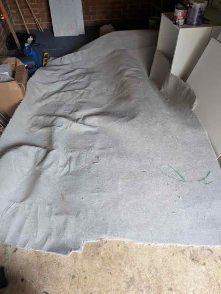 Photo of free Grey carpet remnant (Lychpit RG24) #1
