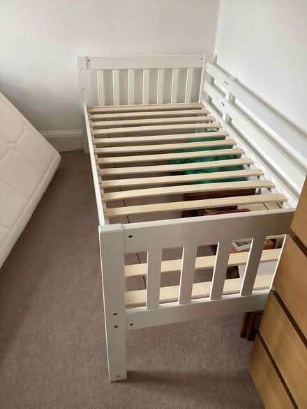 Photo of free Child/adult bed with mattress - in excellent condition (West Wickham BR4) #1