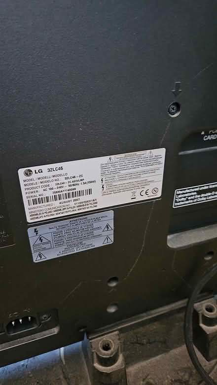 Photo of free 32 inch LG LCD TV 720p (Elizabeth Fry Road) #3