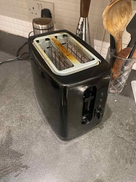 Photo of free Toaster (G429QG Southside) #3