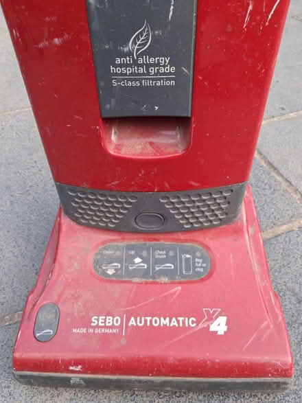 Photo of free Sebo x4 vacuum (Hampton / Hampton Hill TW12) #2