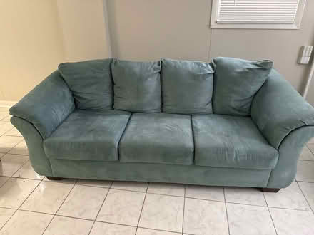 Photo of free Couch (206 evenview ct Jonesboro) #1
