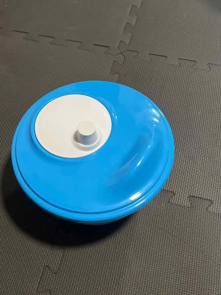 Photo of free Salad spinner like new (Bathurst and College) #2