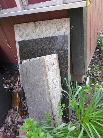 Photo of free Granite or something like it (near Spring Ridge frederick) #1