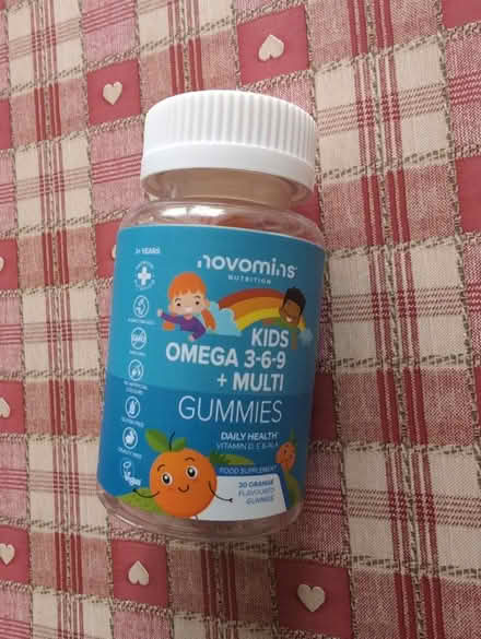 Photo of free Kids omega 3-6-9 + multi gummies (Byfleet KT14) #1