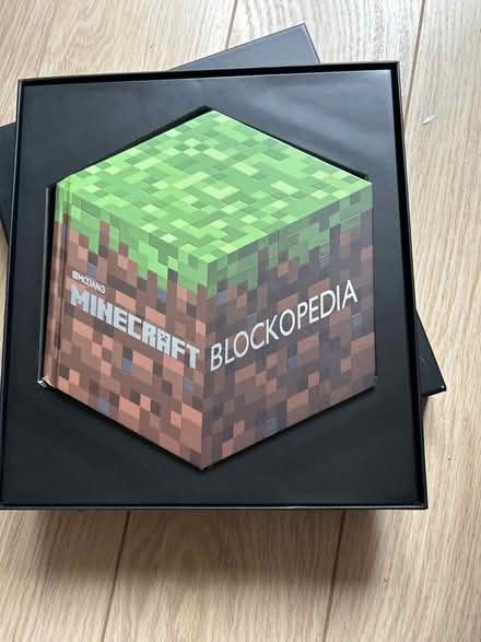 Photo of free Minecraft blockopedia x 2 (Caldecott OX14) #1