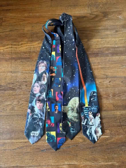 Photo of free star wars ties (Clason Point Bronx NY) #1