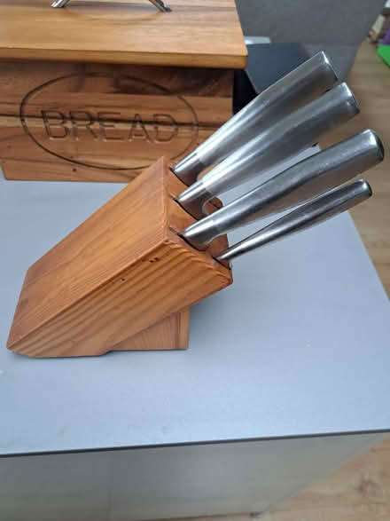 Photo of free Kitchen knife set (Bishop's Stortford CM23) #1