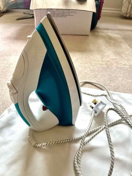 Photo of free Steam iron (Waterlooville PO7) #1