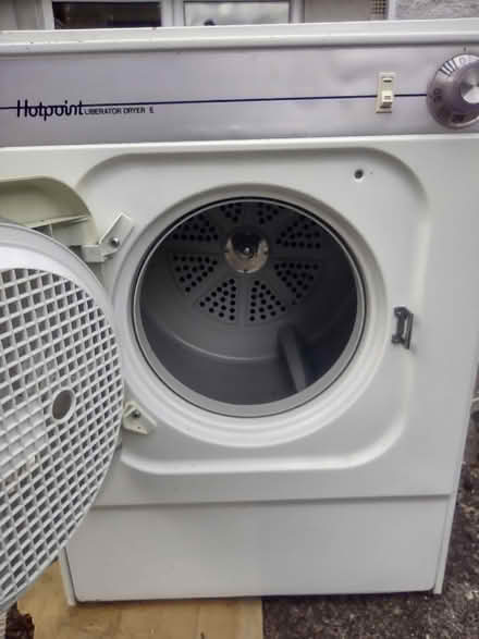 Photo of free Small tumble dryer. (Hollingwood S43) #2