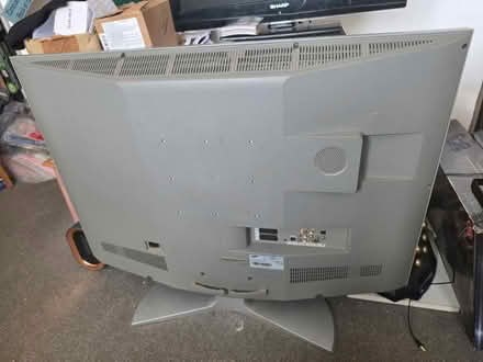 Photo of free 40" tv (Yalding ME18) #3