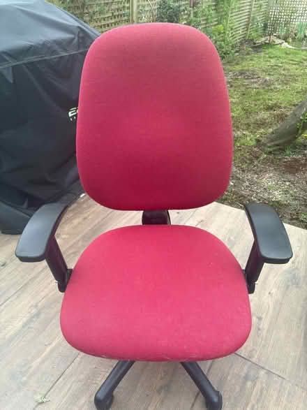 Photo of free Really comfortable / adaptable office chair (Bradford on Avon BA15) #1
