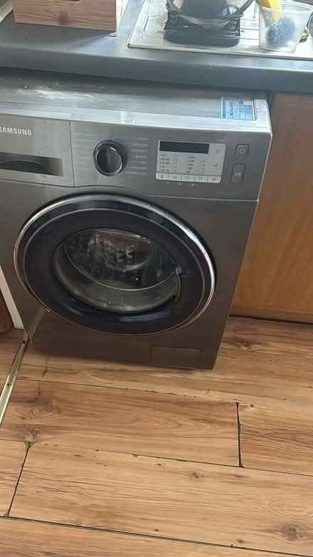 Photo of free Samsung machine (Ponders End EN3) #1