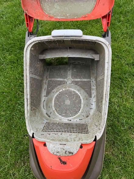 Photo of free Flymo ‘Vision Compact 350’ electric lawnmower (Weston BA1) #3