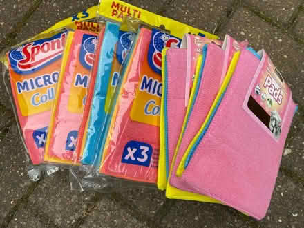 Photo of free Lots of cloths - different types (Cogges OX28) #1