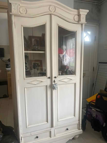 Photo of free Display cabinets x 2 (Bicester OX26) #1