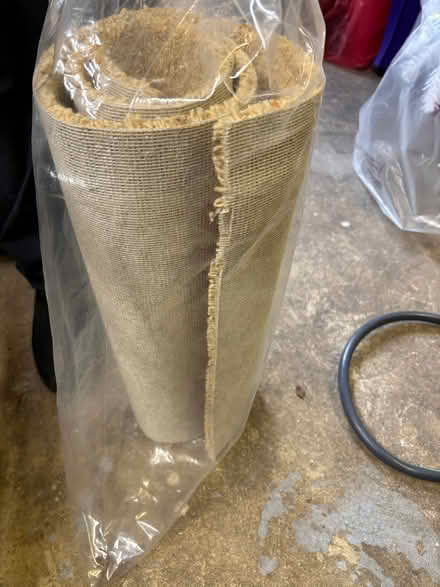 Photo of free unused carpet offcut (Bussage GL6) #1