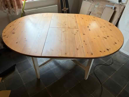 Photo of free Round extendable dining table (NP7) #2
