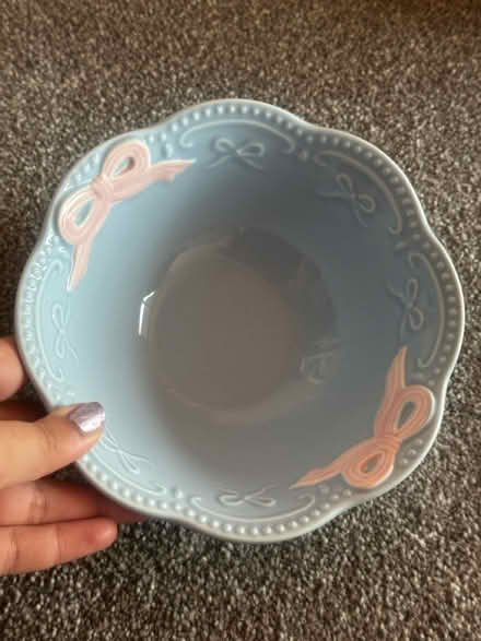 Photo of free Misc kitchenware (Kidbrooke SE3 9SU) #4