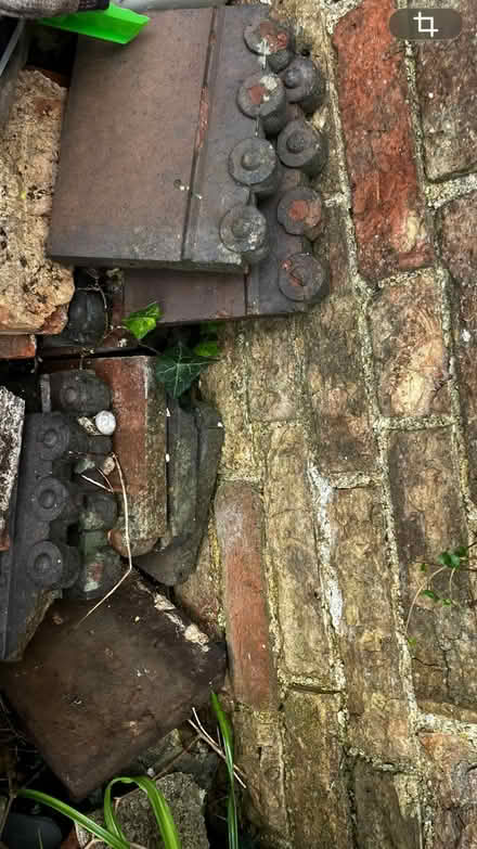 Photo of free Victorian garden border tiles (Walton Manor OX2) #2