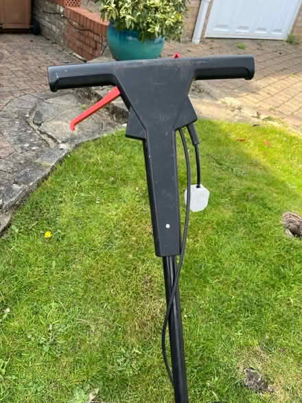 Photo of free Black and Decker Lawnraker (Stevenage (Broadwater) SG2) #3