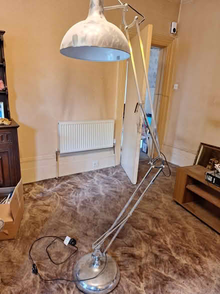 Photo of free chrome floor lamp (Swanley BR8) #1