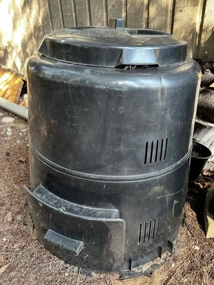 Photo of free Backyard composting bin (Bothell - Canyon Park) #1