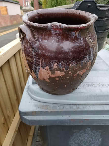 Photo of free Part varnished terricota pot (Bramley, Leeds LS13) #1