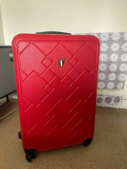 Photo of free Suitcase (Marino) #1