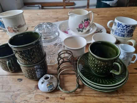 Photo of free Assorted Vintage Crockery (Hay on Wye HR3) #1