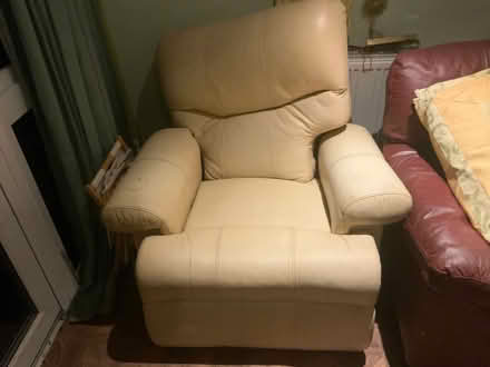 Photo of free Sherborne dual motor rise and recliner. (Great Billing NN3) #1